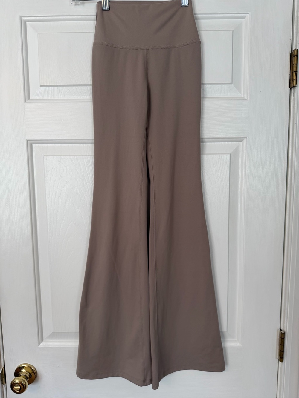 WILD FABLE Taupe ButterBliss High Rise Flare Leggings XXS